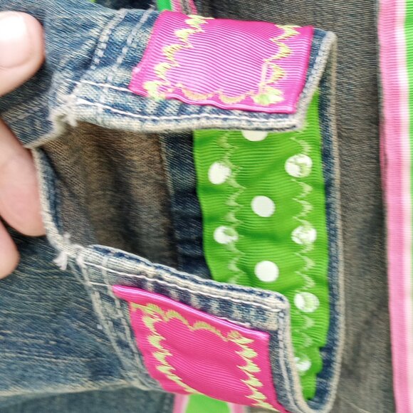 Denim jacket with Lilly Pulitzer accents - Picture 4 of 7